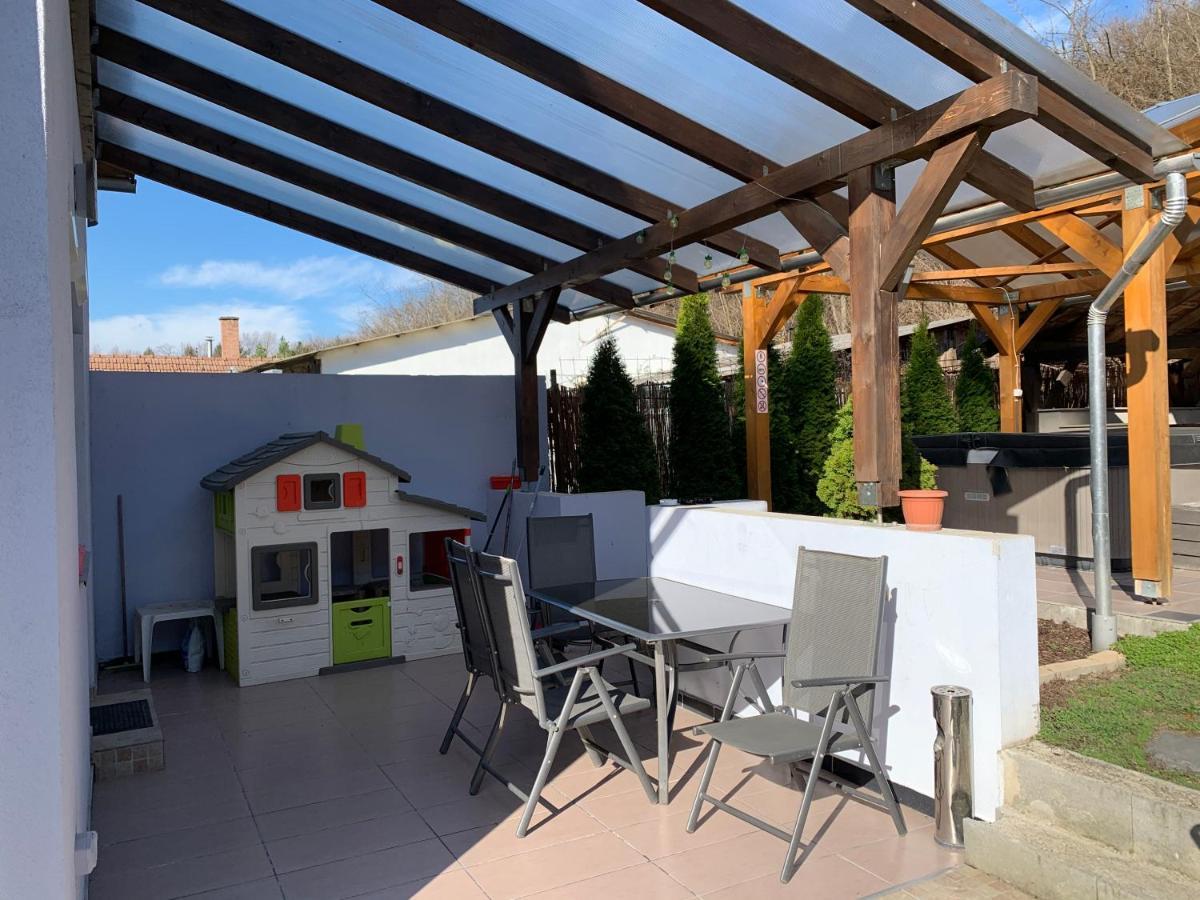 Panni Vendégház Egerszalók Exterior foto